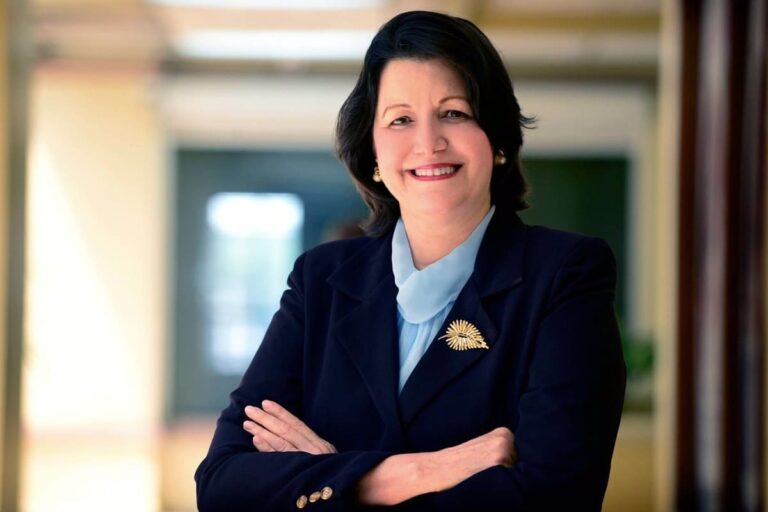 Presidente Abinader designa a la Dra. Aura Celeste Fernández Rodríguez como gerente general del Consejo Nacional de la Seguridad Social