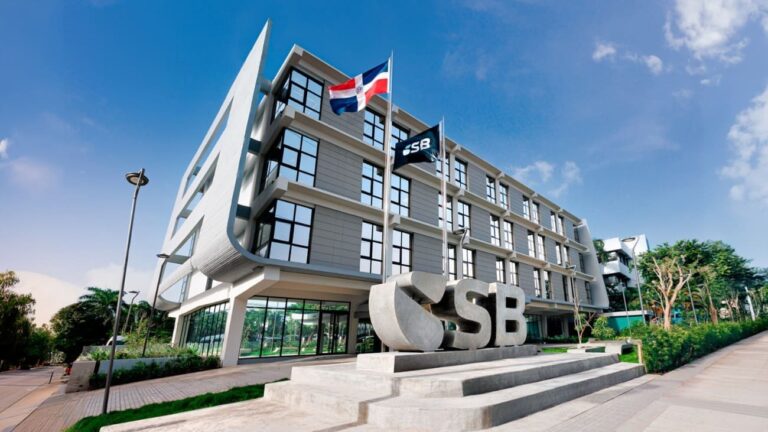 Activos del sistema financiero se acercan a los RD 4 billones y crecen un 9 % interanual, según la SB