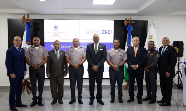 Contraloría y Policía Nacional impulsan buenas prácticas con taller sobre auditoría y control interno