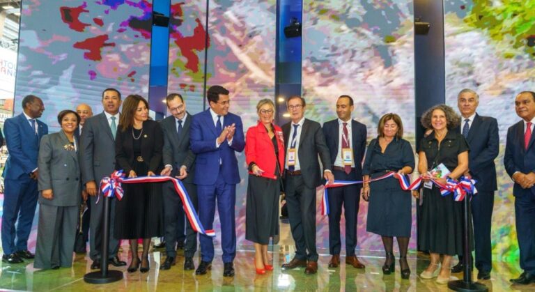 RD inaugura feria turismo en París y vuelos de Air France volverán a Punta Cana