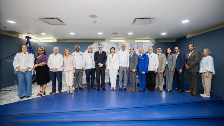 Vicepresidenta Raquel Peña recibe la Declaración Iberoamericana sobre Salud Mental y Sistema Penitenciario