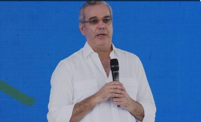 Presidente Abinader inaugura paso a desnivel 27 de Febrero–Isabel Aguiar para mejorar movilidad de más de un millón de personas y reducir en un 40 % el tiempo de los traslados entre Santo Domingo Oeste, el sur y el Distrito Nacional