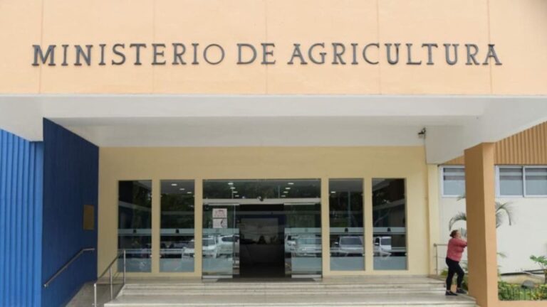 Ministerio de Agricultura activa Plan de Contingencia 2025 ante posibles efectos de Melissa