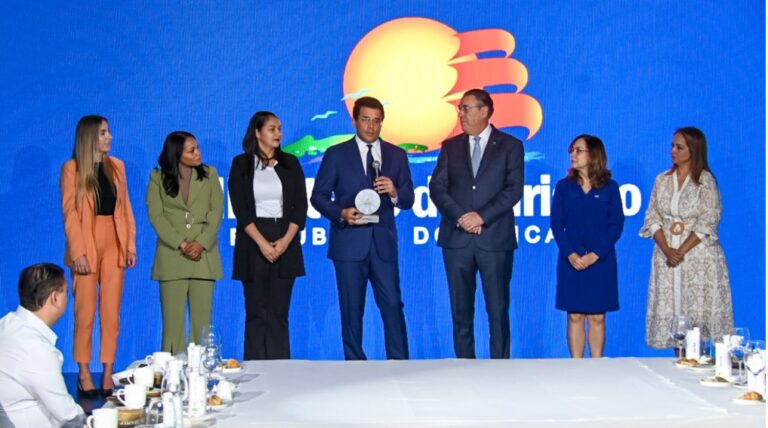 República Dominicana crece 4.6 % en turismo aéreo en septiembre