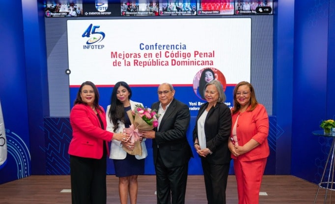 Procuradora General dicta conferencia sobre el nuevo Código Penal en el INFOTEP en el marco de su 45 aniversario