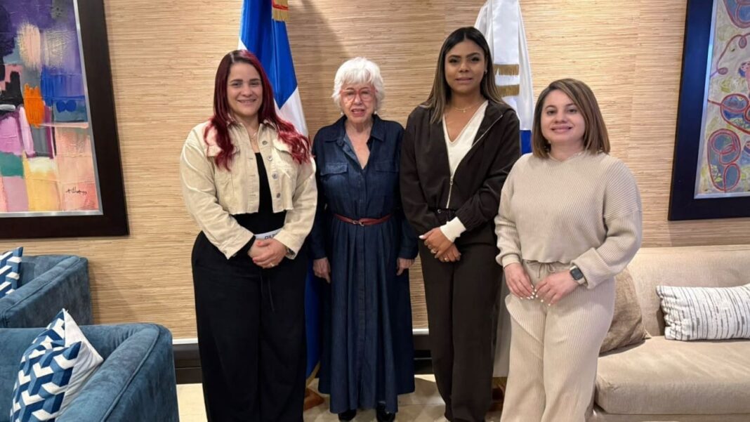 RD se integra al Comité Directivo de la Alianza para el Gobierno Abierto durante la IX Cumbre Global en España RD se integra al Comité Directivo de la Alianza para el Gobierno Abierto durante la IX Cumbre Global en España