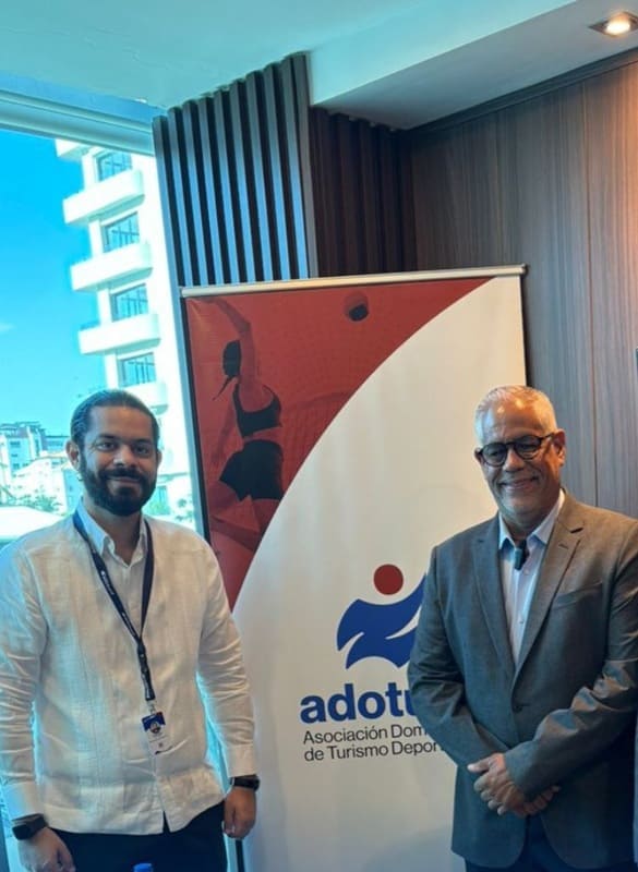 ADOTURD celebra la llegada de OCEANMAN Dominican Republic a Bayahibe con más de 1,250 atletas y 2,000 acompañantes de 39 países ADOTURD celebra la llegada de OCEANMAN Dominican Republic a Bayahibe con más de 1,250 atletas y 2,000 acompañantes de 39 países