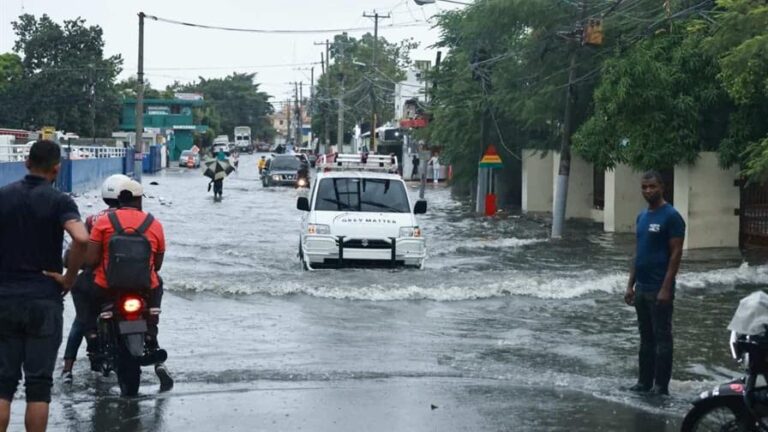 Se espera que Melissa se convierta en huracán el jueves; República Dominicana bajo alerta por lluvias y fuerte oleaje