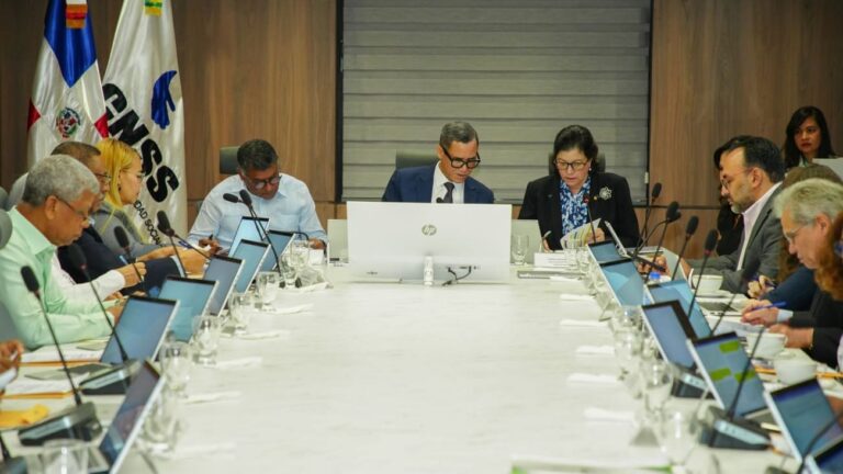 CNSS incluye la cobertura gigantomastia, medicamentos para el tratamiento del VIH, hepatitis B y tuberculosis