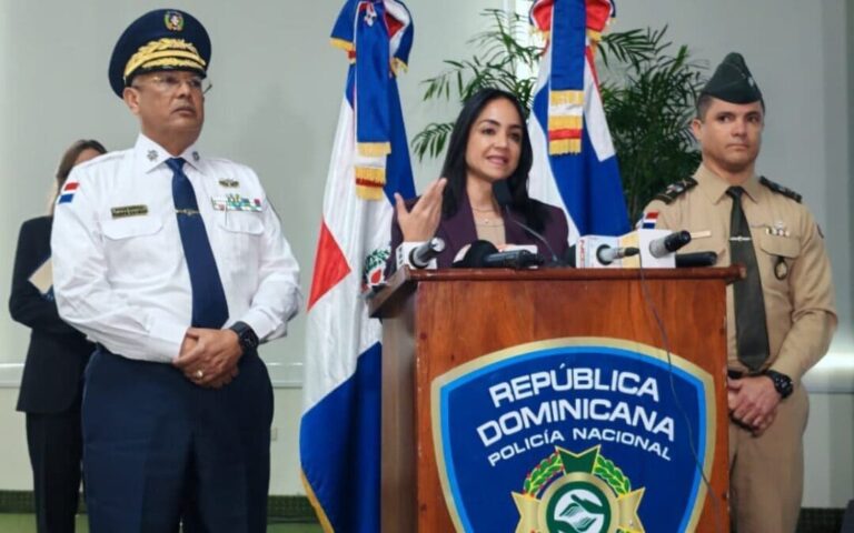 Fuerza de Tarea sesiona por primera vez en Santiago y consolida avances en seguridad ciudadana.