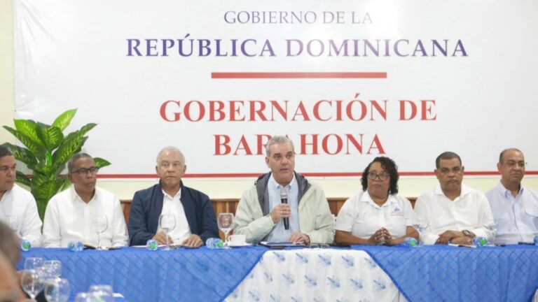 Presidente Abinader evalúa daños por el huracán Melissa y dispone soluciones integrales en Ocoa y Barahona