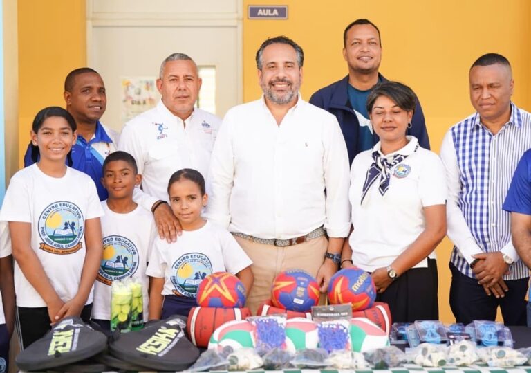 Alberto Rodríguez e Inefi realizan amplia jornada laboral en la regional 07, Santiago de los Caballeros