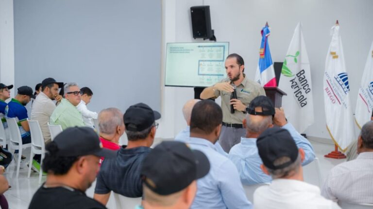 Productores de Montecristi y Dajabón recibirán RD 23 millones para proyectos de energía solar