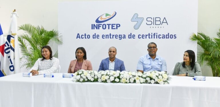 INFOTEP certifica a 566 comunitarios de Boca Chica en colaboración con SIBA Energy