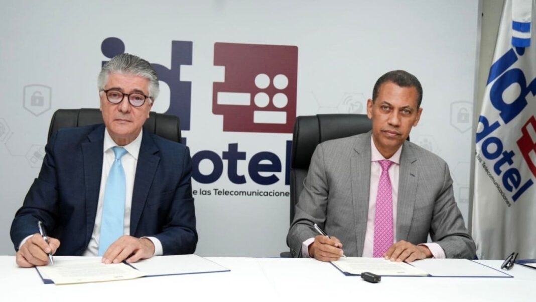 El Indotel y la Onaprep firman convenio de colaboración para instalar salas digitales en seis centros penitenciarios