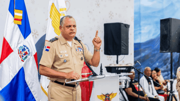 Ministro de Defensa anuncia entrega de más de RD 600 millones por concepto de “sueldo por año” a través del ISSFFAA para militares retirados en 2025