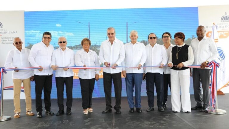 Presidente Abinader inaugura fase final de la avenida Ecológica; dice que esta obra impulsa la logística, el comercio exterior y la competitividad del país