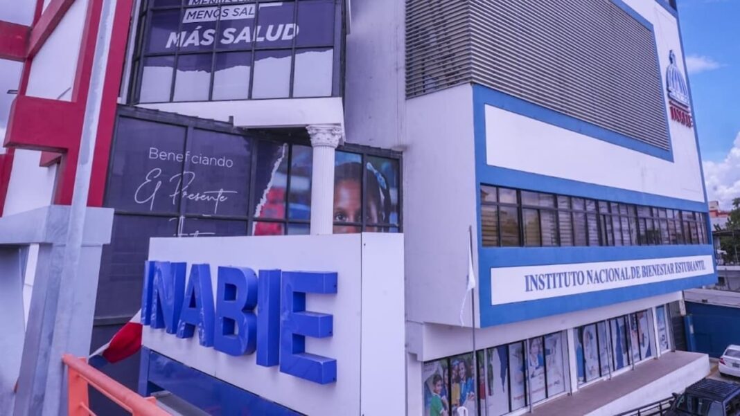 INABIE supera los 1,000 millones de raciones alimenticias y brinda atención en salud a más de 311,000 estudiantes en 2025 INABIE supera los 1,000 millones de raciones alimenticias y brinda atención en salud a más de 311,000 estudiantes en 2025