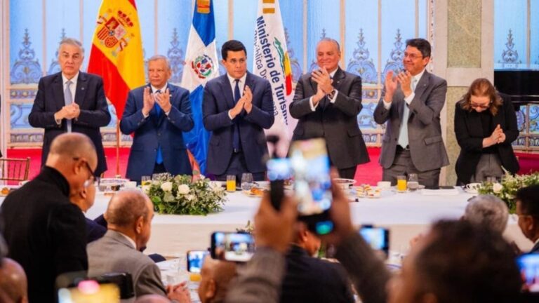 La República Dominicana logra acuerdos en Fitur por más de 885,000 millones de pesos