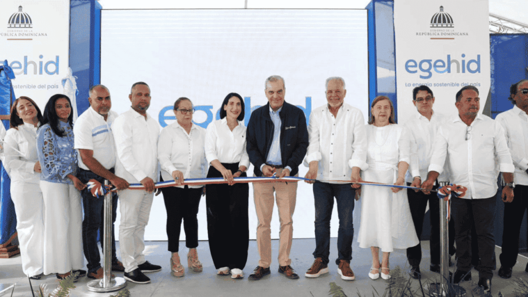 Presidente Abinader destaca avances sin precedentes en infraestructura y atención social en comunidades de La Sierra y reafirma nuevos compromisos para mejorar su calidad de vida Presidente Abinader destaca avances sin precedentes en infraestructura y atención social en comunidades de La Sierra y reafirma nuevos compromisos para mejorar su calidad de vida