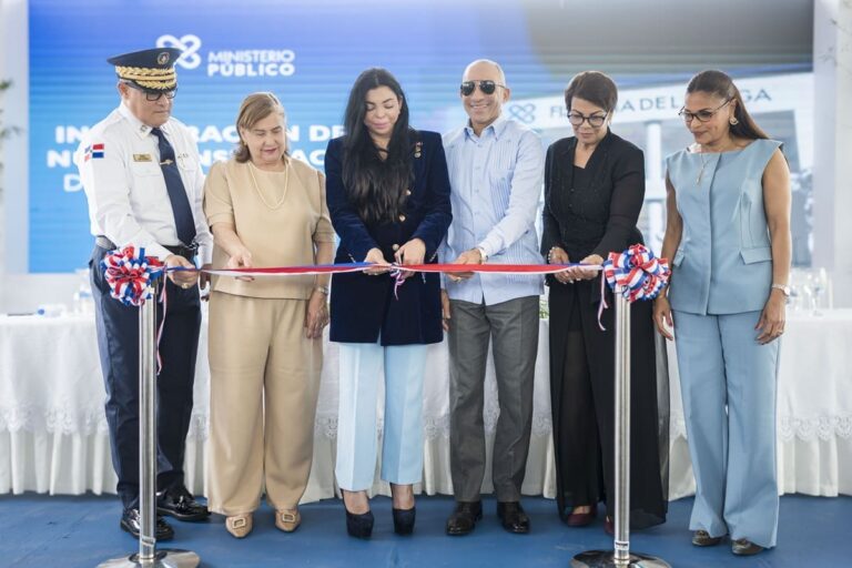 La Procuradora General inaugura nuevas instalaciones de la Fiscalía de La Vega