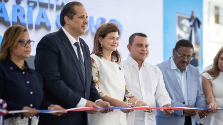 Vicepresidenta Raquel Peña encabeza entrega de obras de infraestructura en salud, deporte y seguridad en el Gran Santo Domingo