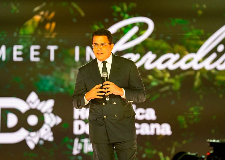 Banca dominicana cierra negocios por más de 13,300 millones de dólares en la Fitur 2026 Banca dominicana cierra negocios por más de 13,300 millones de dólares en la Fitur 2026