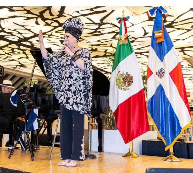 Recital de Diomary La Mala auspiciado por el embajador Juan Bolívar Díaz, una noche que selló el vínculo cultural entre México y la República Dominicana.
