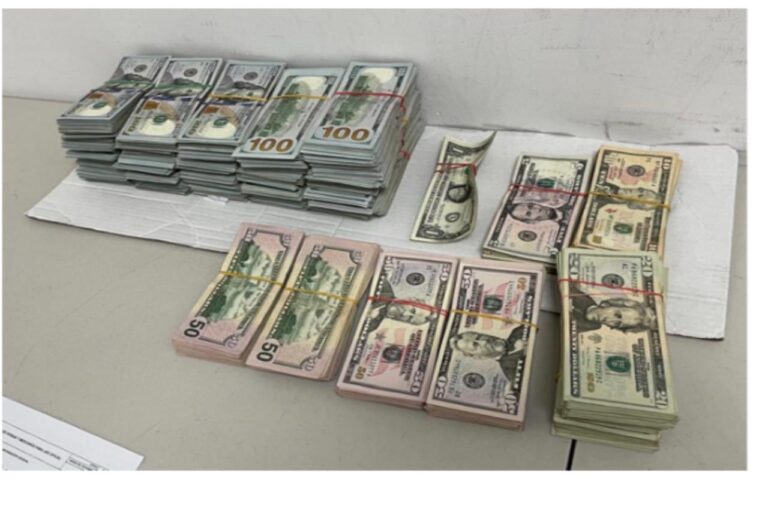 Apresan hombre intentó ingresar al país con 350 mil dólares