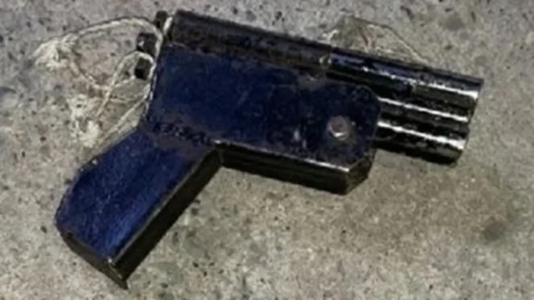 Menor de 11 años mata a su hermano de 7 de un disparo accidental en Boca Chica