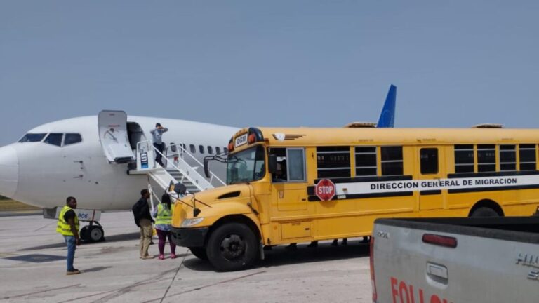 72 dominicanos son deportados desde EE.UU. tras cumplir en su mayoría condenas