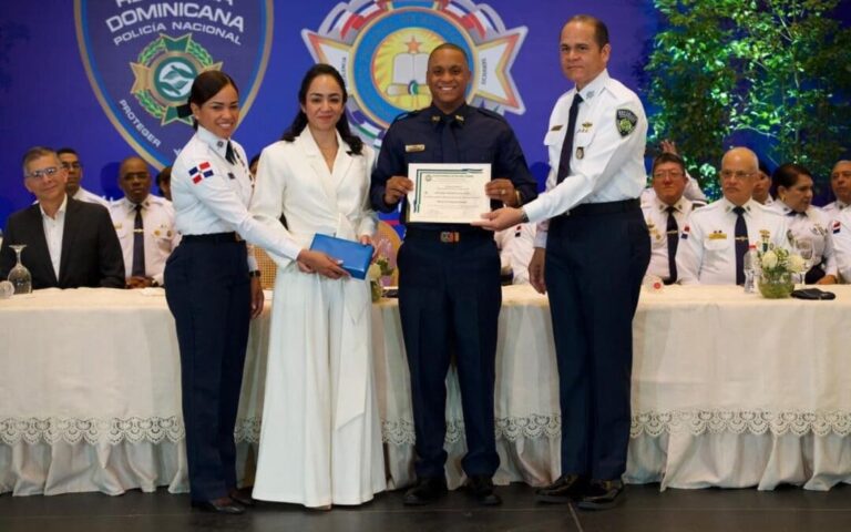 Gobierno prioriza la seguridad ciudadana con la incorporación de 2,372 nuevos agentes