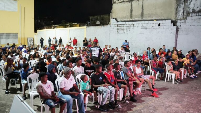 INEFI une a Villa Francisca con la gloria de la NCAA: El triunfo de Yaxel Lendeborg, un orgullo dominicano