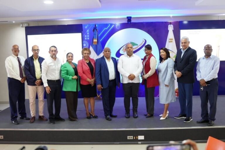 INFOTEP y Regional 15 del MINERD coordinan programas de doble titulación para estudiantes de politécnicos y Prepara