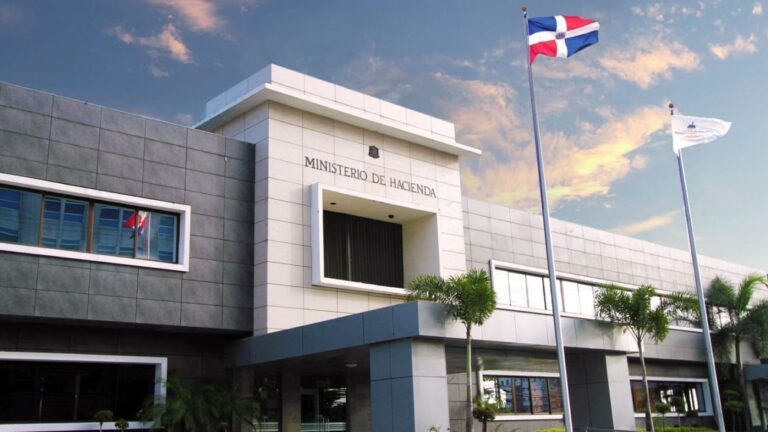 Pobreza monetaria baja 2.6 puntos porcentuales durante el primer trimestre de este año