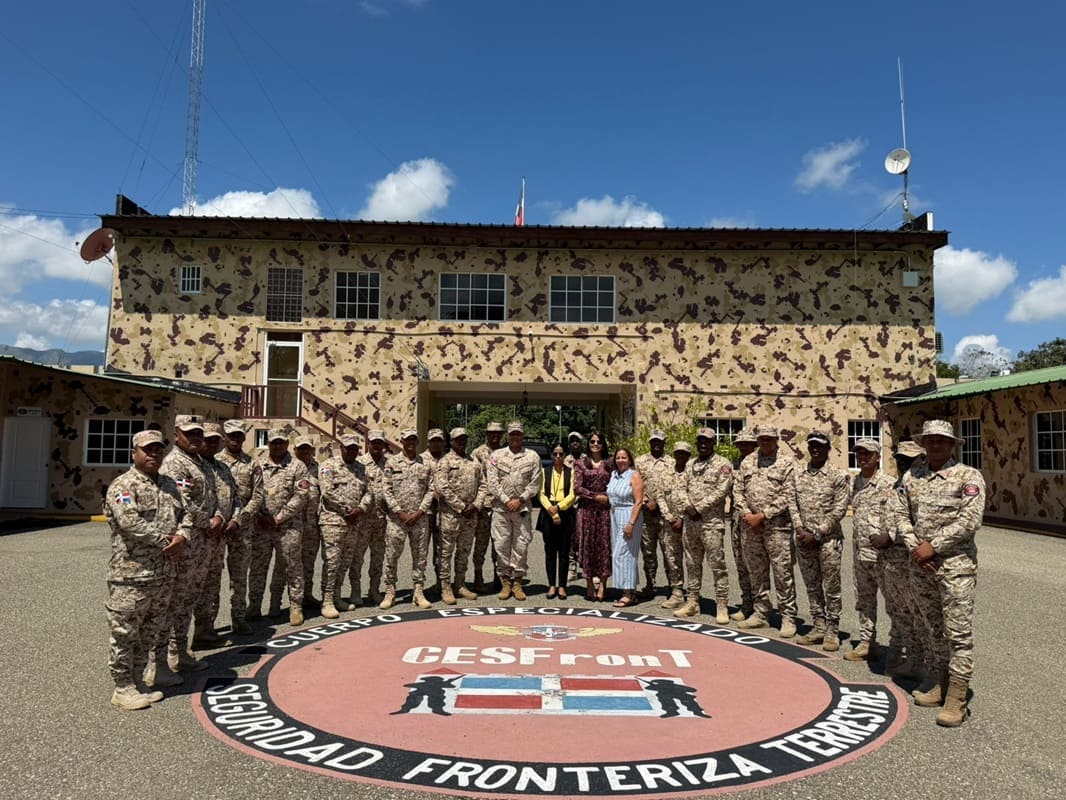 La PETT participa en taller “Detección del Delito de Trata de Personas” dirigido a personal del Cesfront La PETT participa en taller “Detección del Delito de Trata de Personas” dirigido a personal del Cesfront
