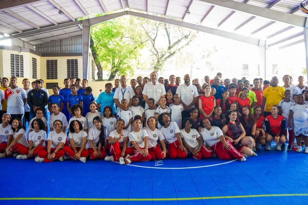 INEFI transforma escenario deportivo del Colegio San Pío X y potencia sus Juegos Intramuros 2026 INEFI transforma escenario deportivo del Colegio San Pío X y potencia sus Juegos Intramuros 2026