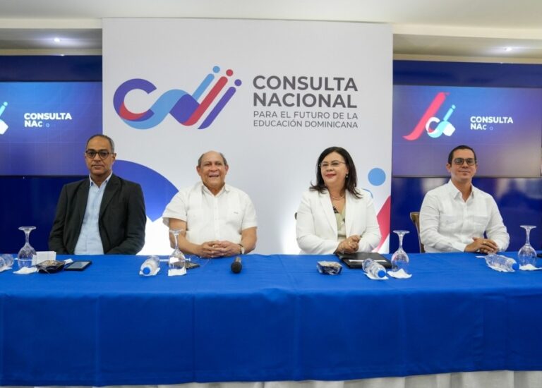 Medios digitales conocen ejes que impulsan la transformación educativa en República Dominicana