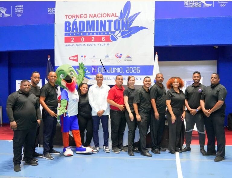 Federación Dominicana de Bádminton inició este sábado el Torneo Nacional Santo Domingo 2026 en el Parque del Este
