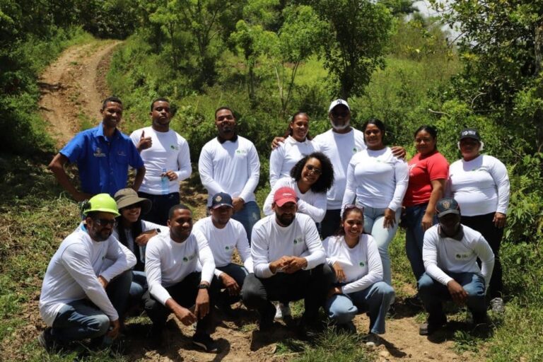 EGEHID realiza jornada de reforestación en Los Cacaos por el Día Mundial del Medio Ambiente