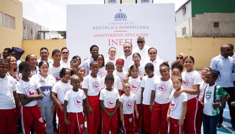 INEFI continúa dignificando el deporte escolar; inicia construcción de techado en la Escuela República de Chile