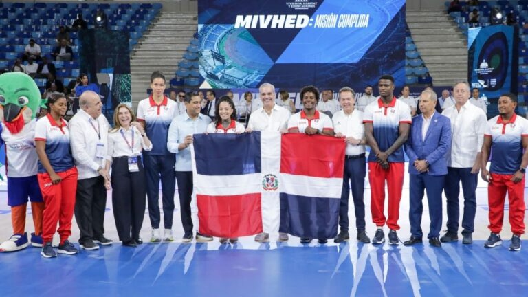 Presidente Abinader inaugura los pabellones de voleibol y taekwondo en el Centro Olímpico