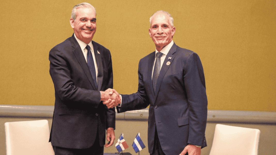 Presidente de Honduras reconoce y felicita al presidente Luis Abinader por extraordinario éxito organizativo de los Juegos Centroamericanos y del Caribe Santo Domingo 2026 Presidente de Honduras reconoce y felicita al presidente Luis Abinader por extraordinario éxito organizativo de los Juegos Centroamericanos y del Caribe Santo Domingo 2026