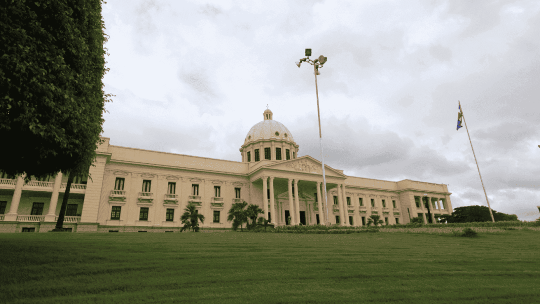 Presidente Luis Abinader designa a Joel Santos como presidente del CUED y coordinador del Gabinete de Energía Presidente Luis Abinader designa a Joel Santos como presidente del CUED y coordinador del Gabinete de Energía