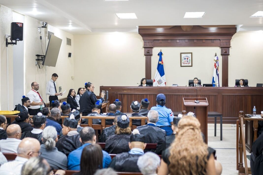 Tribunal ordena fusión de expedientes en proceso penal por corrupción seguido contra Donald Guerrero y compartes Tribunal ordena fusión de expedientes en proceso penal por corrupción seguido contra Donald Guerrero y compartes