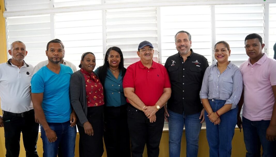 INEFI reactiva su Gran Gira Nacional de Entrega de Utilería Deportiva y Canchas Remozadas en Hato Mayor INEFI reactiva su Gran Gira Nacional de Entrega de Utilería Deportiva y Canchas Remozadas en Hato Mayor
