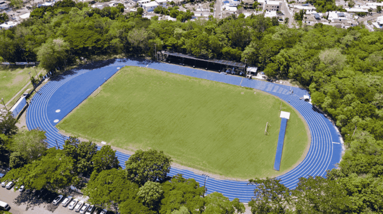 INEFI aclara que cierre de pista de atletismo en San Francisco de Macorís responde a mantenimiento preventivo técnico y garantía de la obra