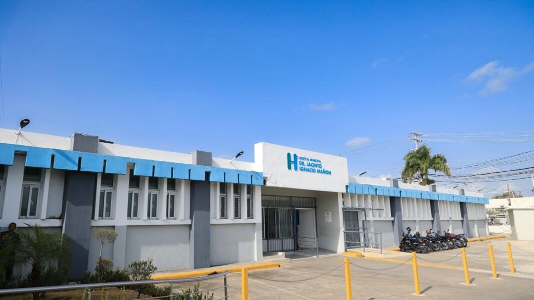 Director del SNS ordena eliminar trabas en la atención a los pacientes del Hospital Jacinto Ignacio Mañón Director del SNS ordena eliminar trabas en la atención a los pacientes del Hospital Jacinto Ignacio Mañón
