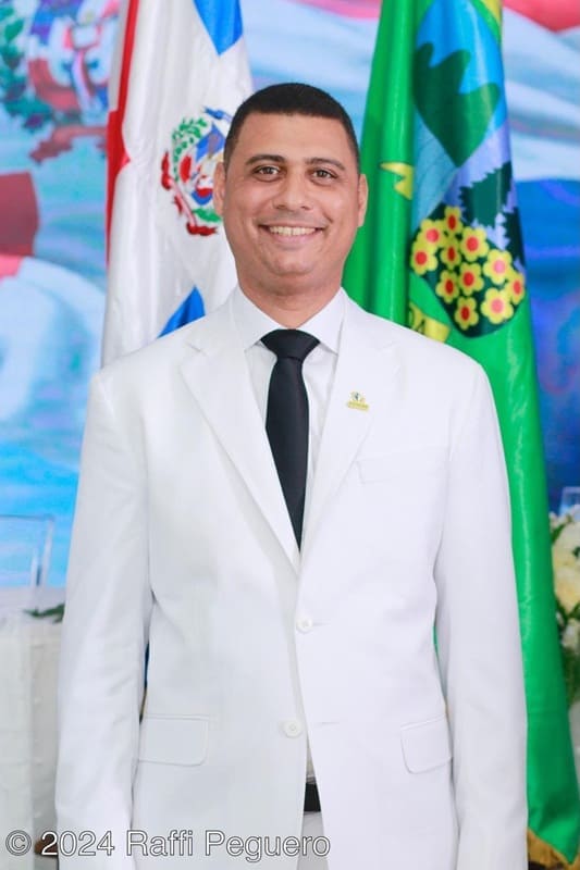 PLD amenaza con expulsar a Regidor de Jarabacoa, Dáyamo Victoriano Ramírez, si no firma desistimiento