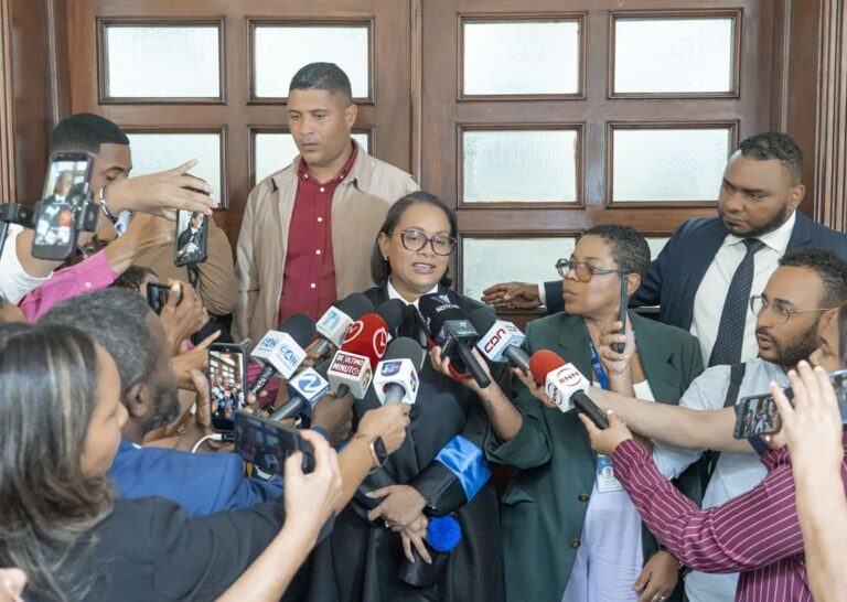 Tribunal rechaza extinción de acción penal solicitada por Ángel Lockward y otros procesados por corrupción